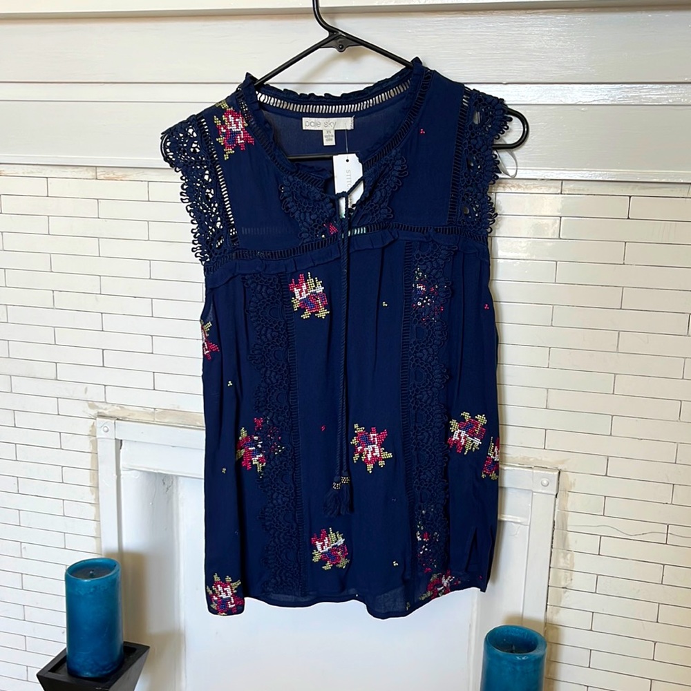 Lace and Embroidery detail Tank Top